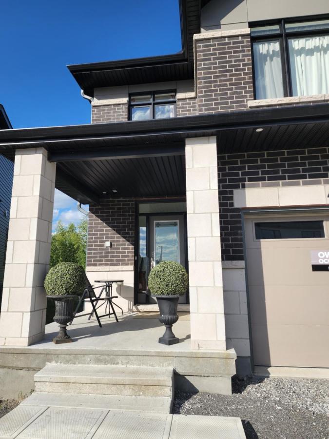 Place You Can Call Home !!! Near Ottawa Airport Eksteriør bilde